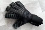 NITRO 7 GECKO ALL BLACK
