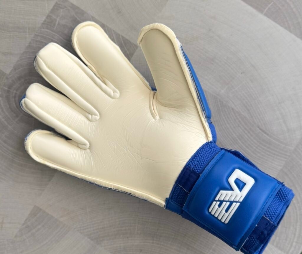 ⁦EVO Classic Hybrid Gloves⁩ - الصورة ⁦2⁩